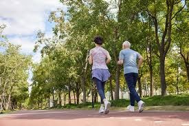 C罗：信念、荣耀与困境交织的足球之路