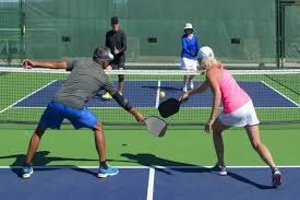 TA：斯通斯今夏不会离开曼城，胡桑诺夫计划留队