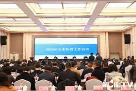 爱德华兹创3大神迹，森林狼反超湖人！米切尔30+8，兰德尔准3双